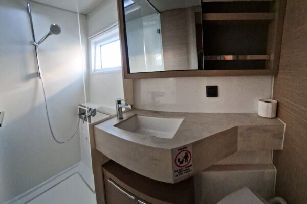 athenian_yachts_celena_vi_lagoon_46_int_6